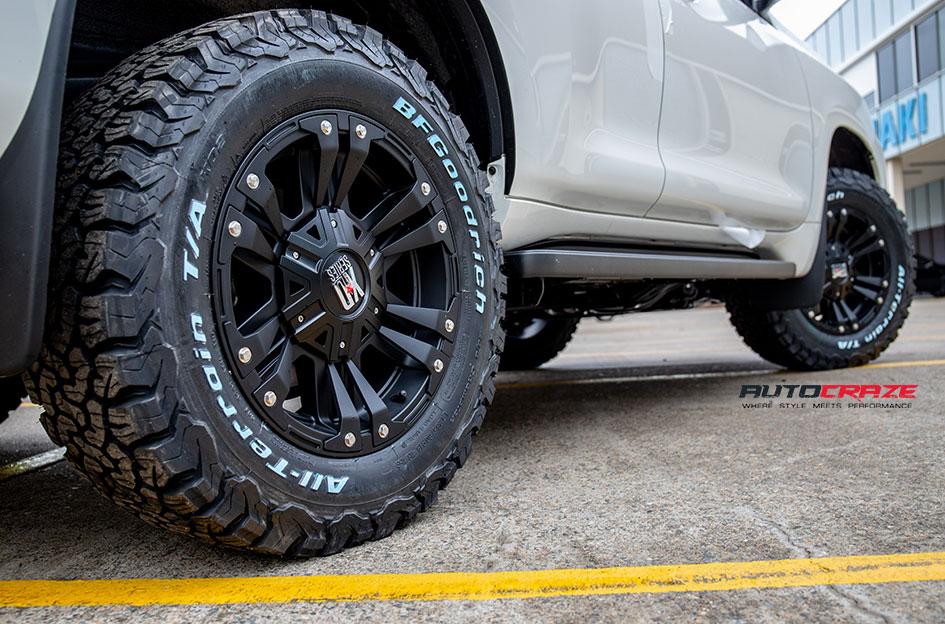 TOYOTA-PRADO-MONSTER-XD-2-MATTE-BLACK